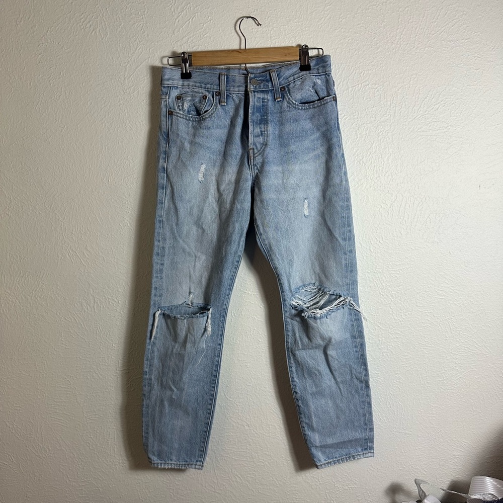 levi jeans size 27